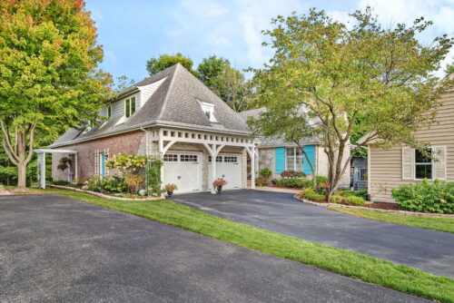 719 Stonebridge Road, Frankfort, IL