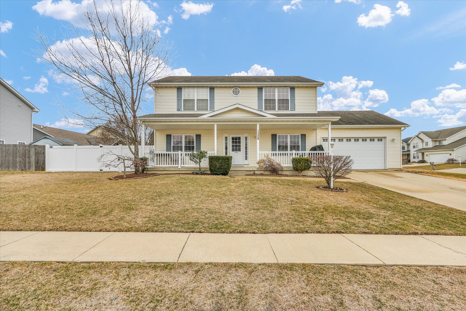 1328 WEST RIDGE Lane, Champaign, IL