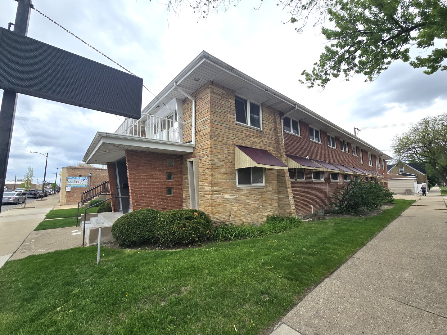 3151 N Melvina Avenue #2A, Chicago, IL