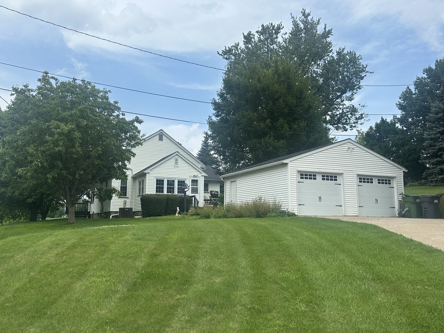 1363 2nd Avenue, Clinton, IA
