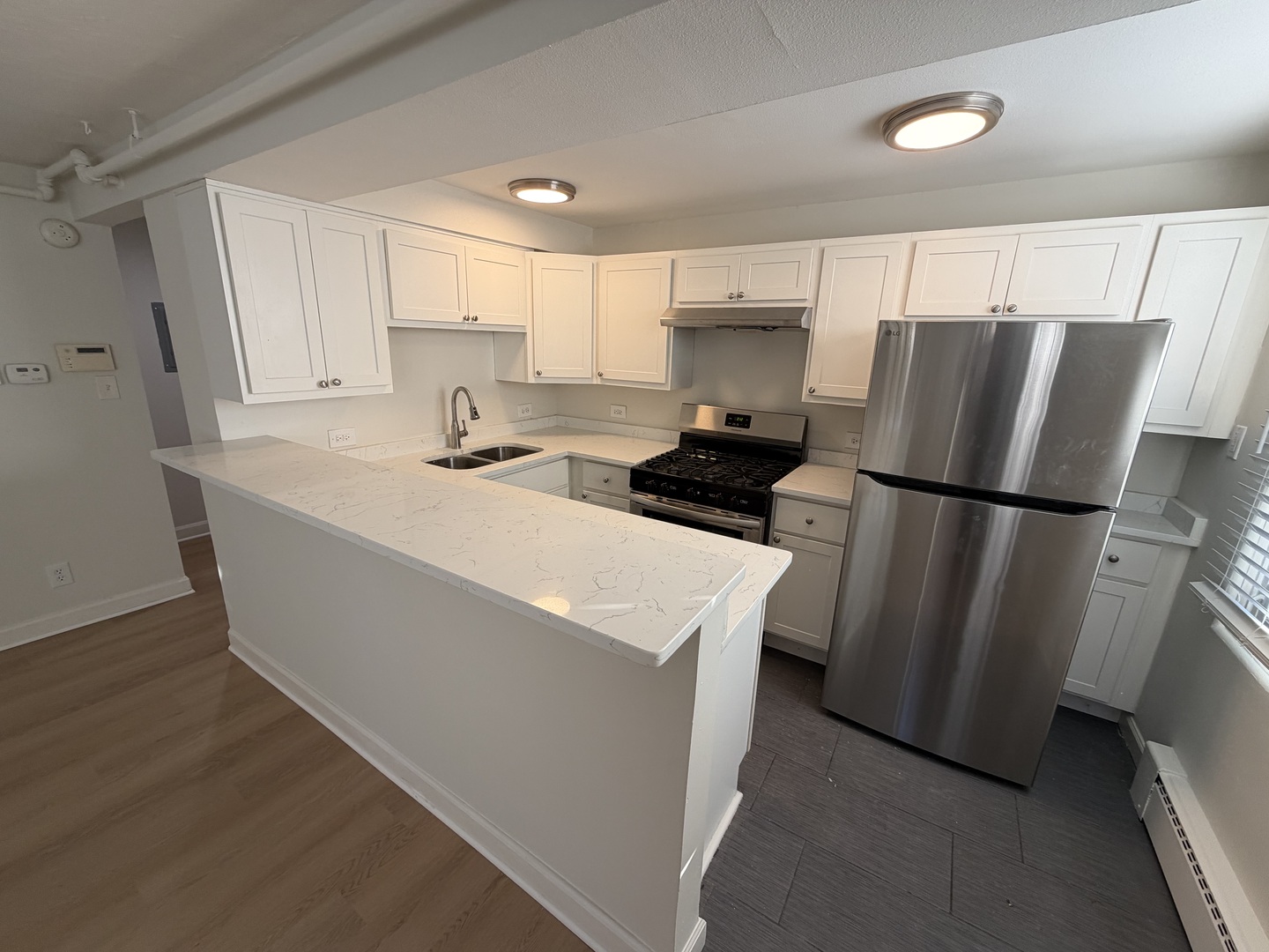 26 E Washington Avenue #UNIT-4, Lake Bluff, IL