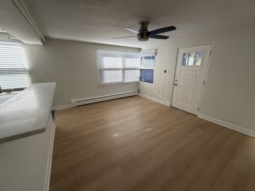 26 E Washington Avenue #UNIT-4, Lake Bluff, IL