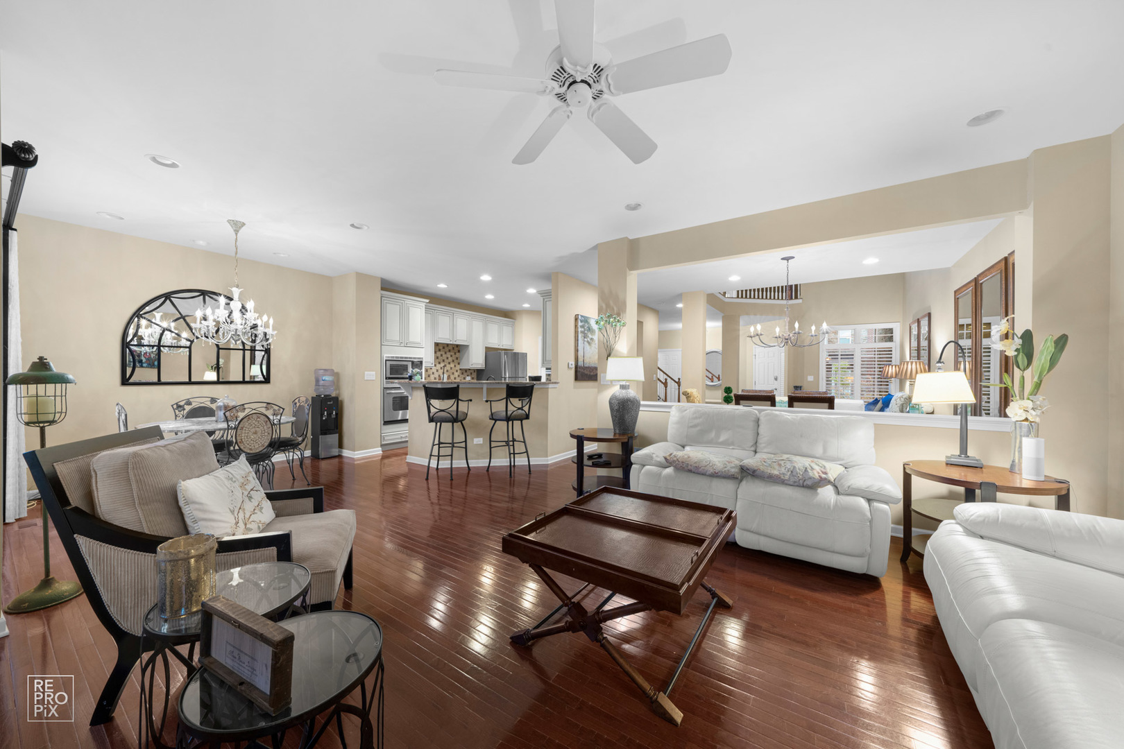 156 Paxton Road, Bloomingdale, IL