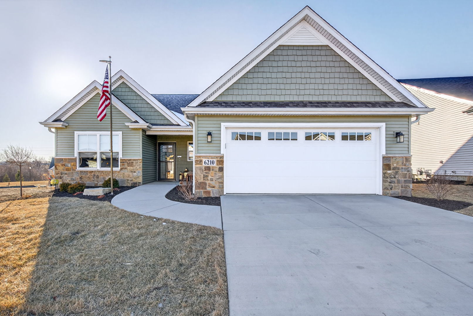 6210 College Avenue, Davenport, IA