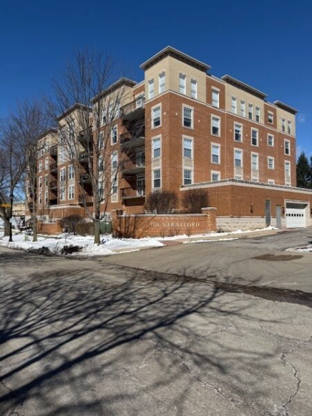 190 W Johnson Street #305, Palatine, IL