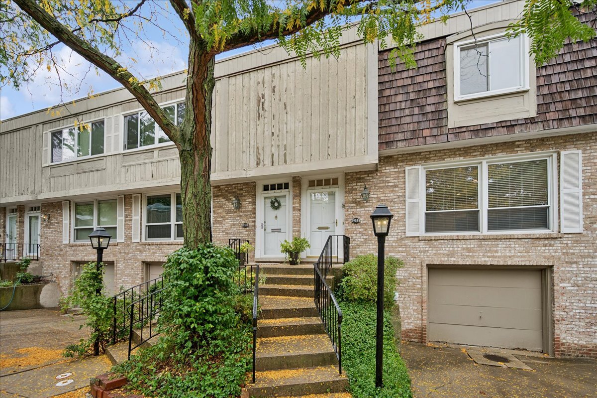 1918 Wilmette Avenue #B, Wilmette, IL