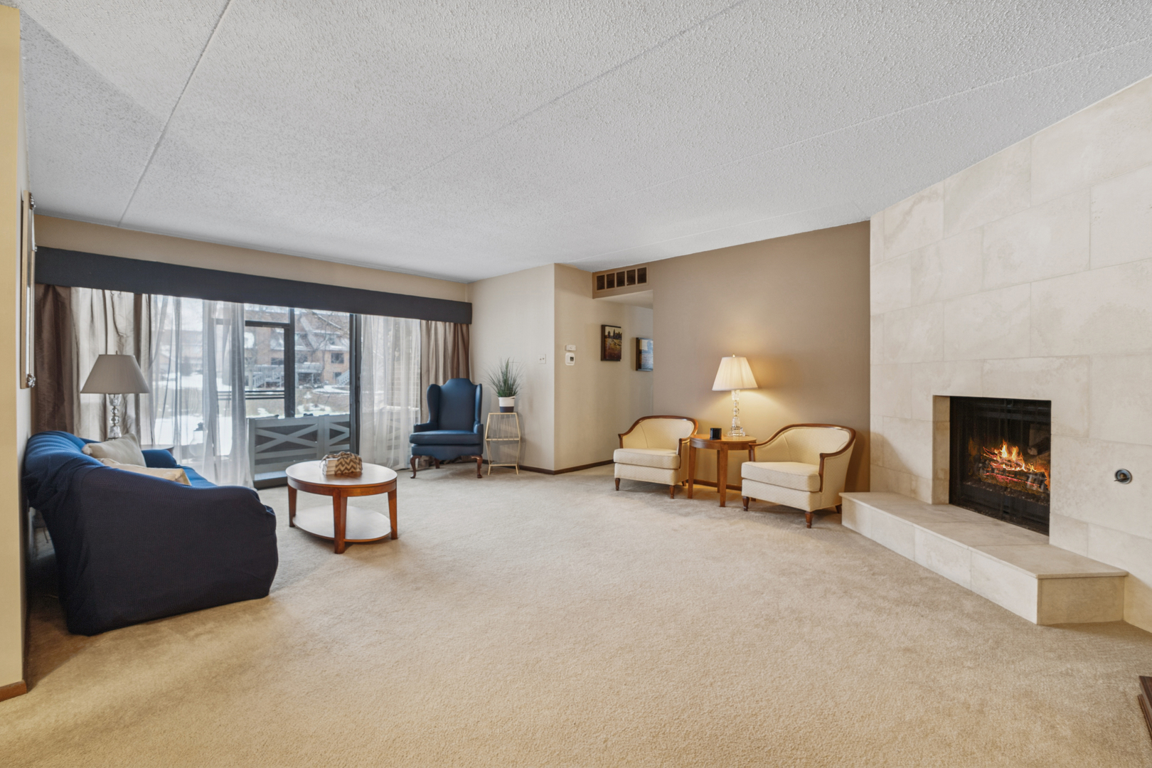 7930 W Lakeview Court #1B, Palos Heights, IL