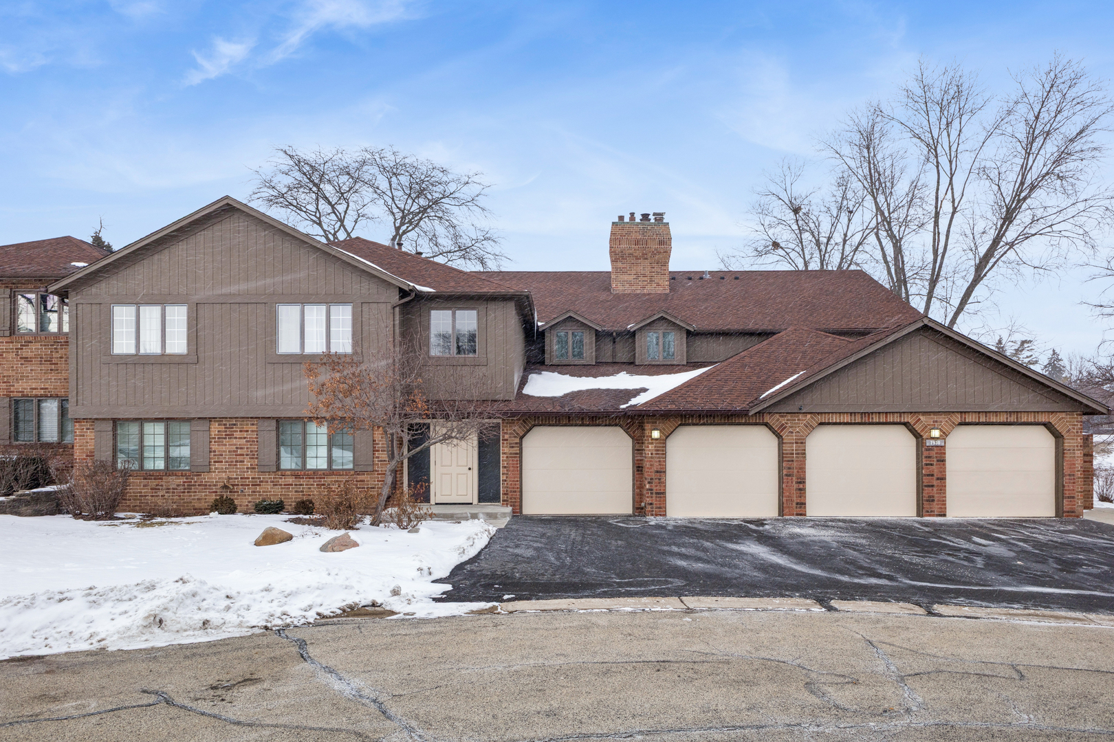7930 W Lakeview Court #1B, Palos Heights, IL