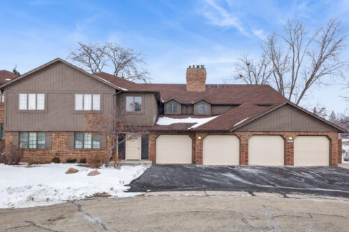 7930 W Lakeview Court #1B, Palos Heights, IL