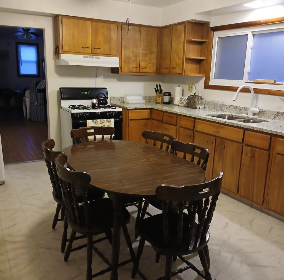 13515 S Baltimore Avenue, Chicago, IL