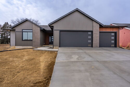 1218 S. 2nd Street, Eldridge, IA