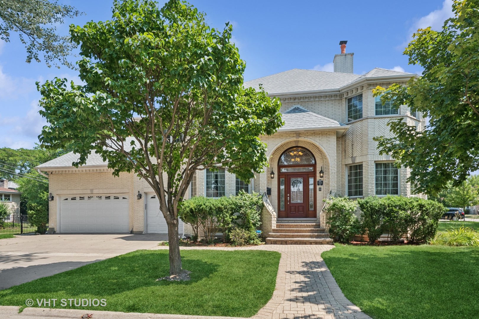4858 W Chase Avenue, Lincolnwood, IL