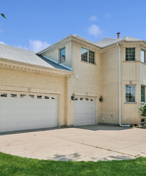 4858 W Chase Avenue, Lincolnwood, IL