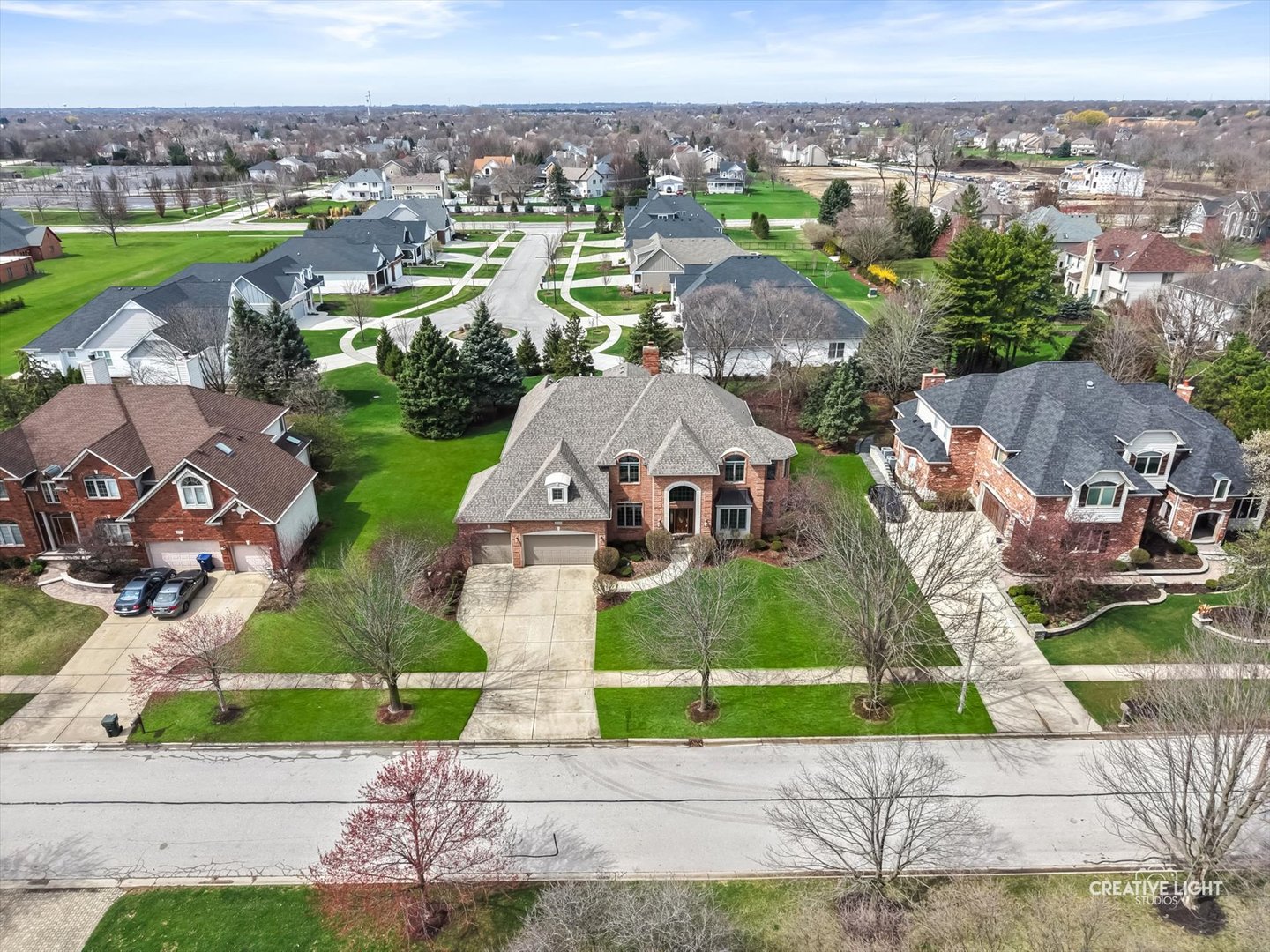 4711 Sebastian Drive, Naperville, IL