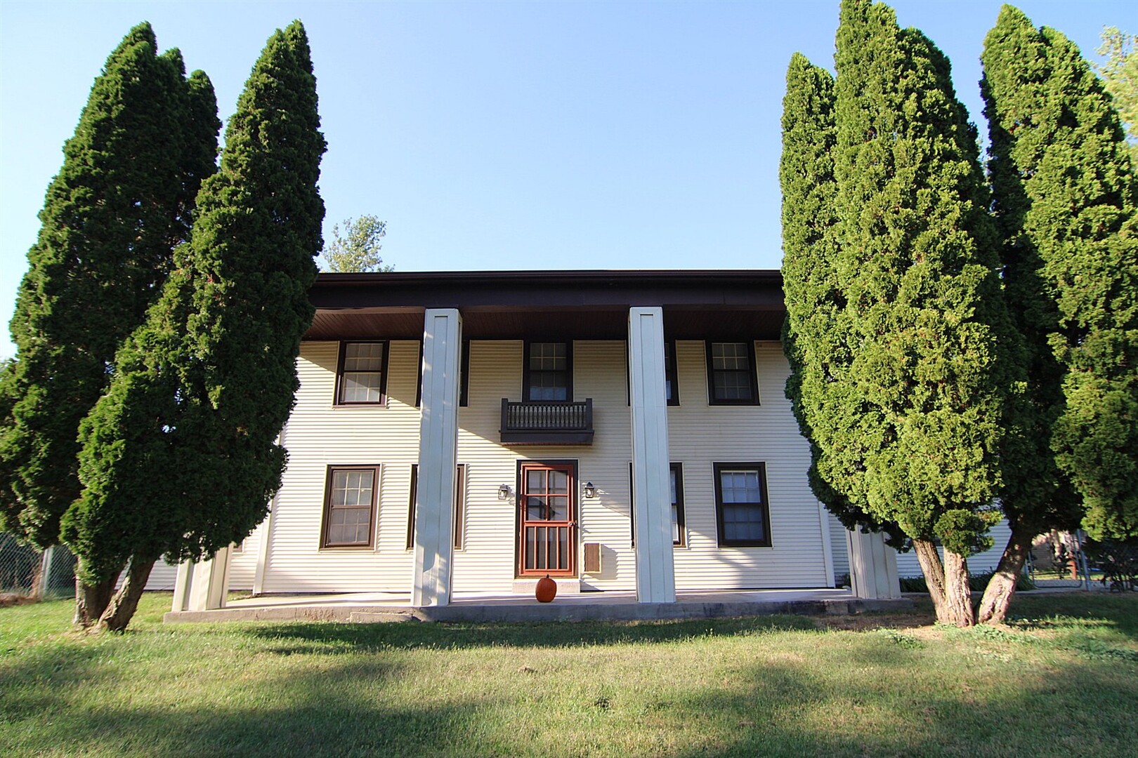 8119 S Main Street, Rockford, IL