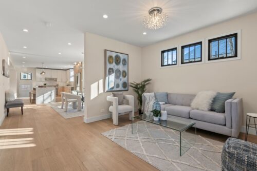 415 N Haddow Avenue, Arlington Heights, IL