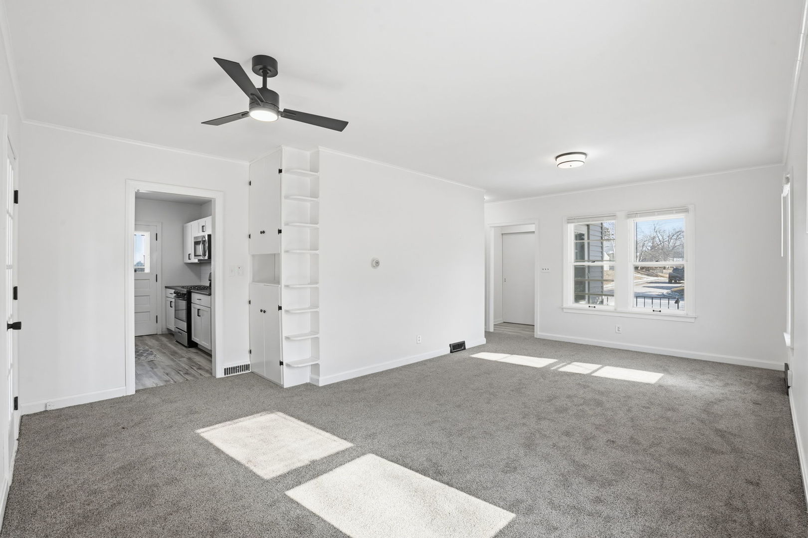 2350 38th Street, Rock Island, IL