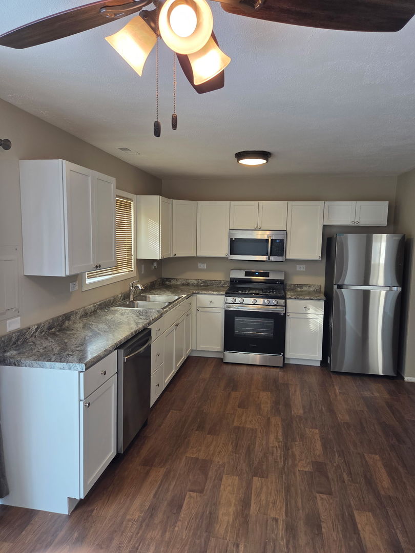 209 Mill Stream Drive, Bolingbrook, IL