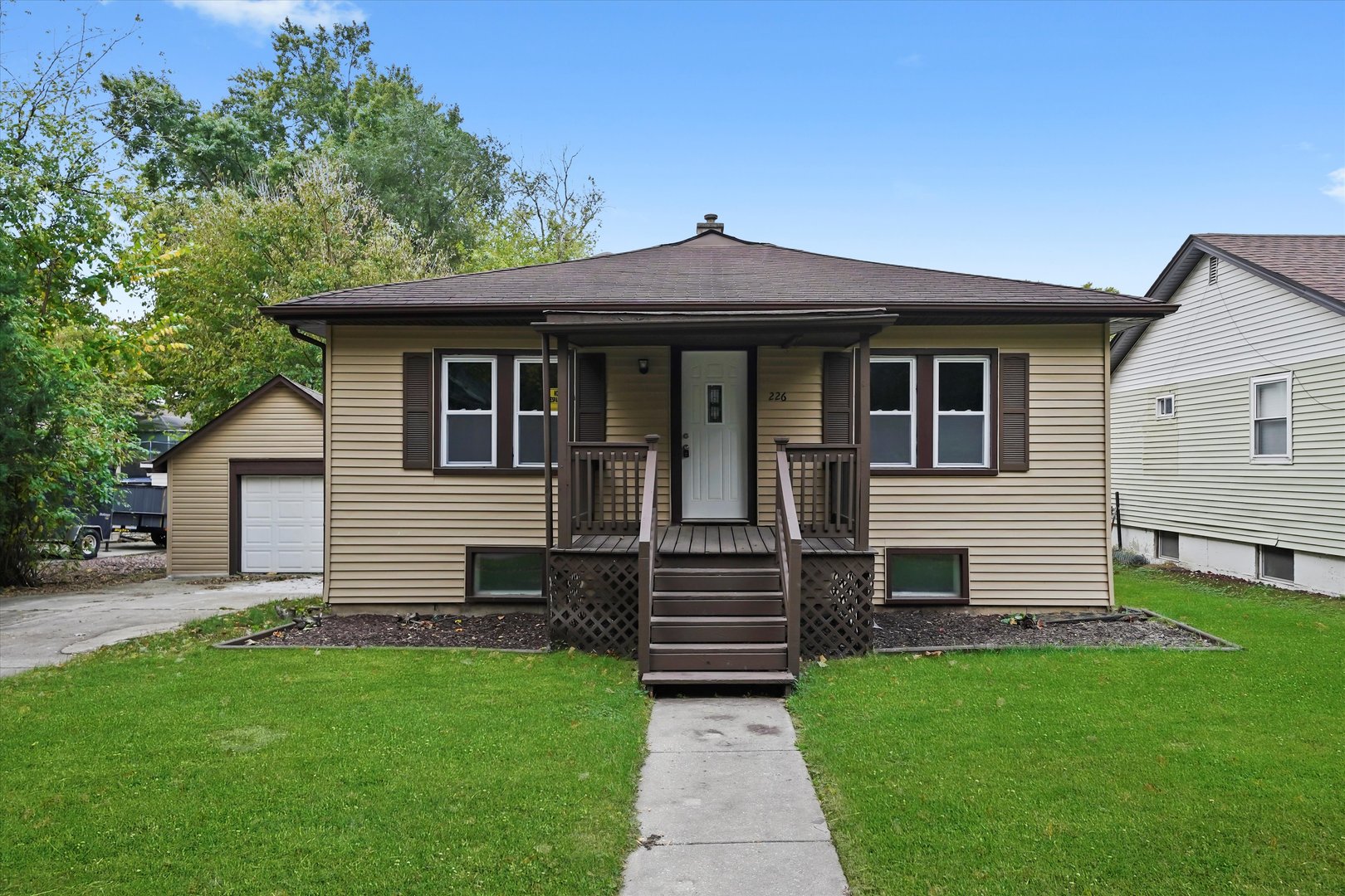 226 N Wilmette Avenue, Westmont, IL