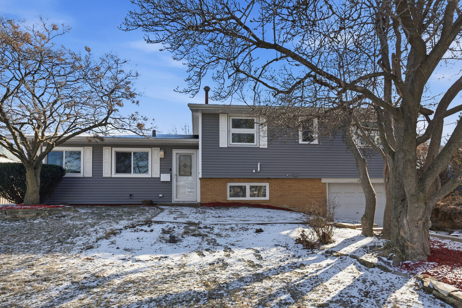 1519 Parklane Drive, Bettendorf, IA