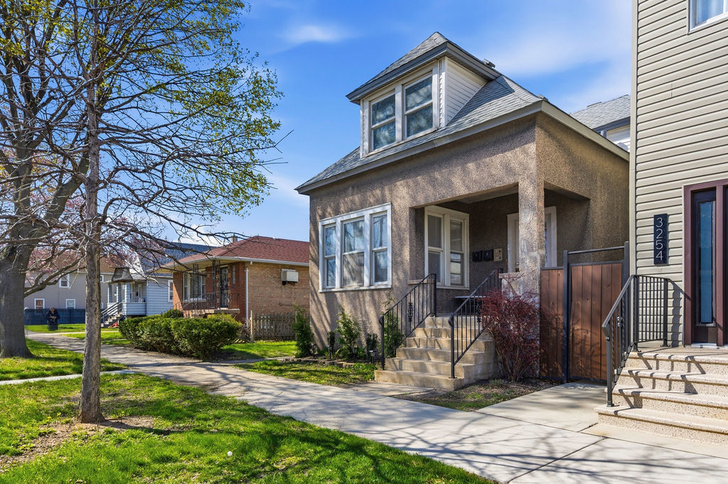 3252 E 136th Street, Chicago, IL
