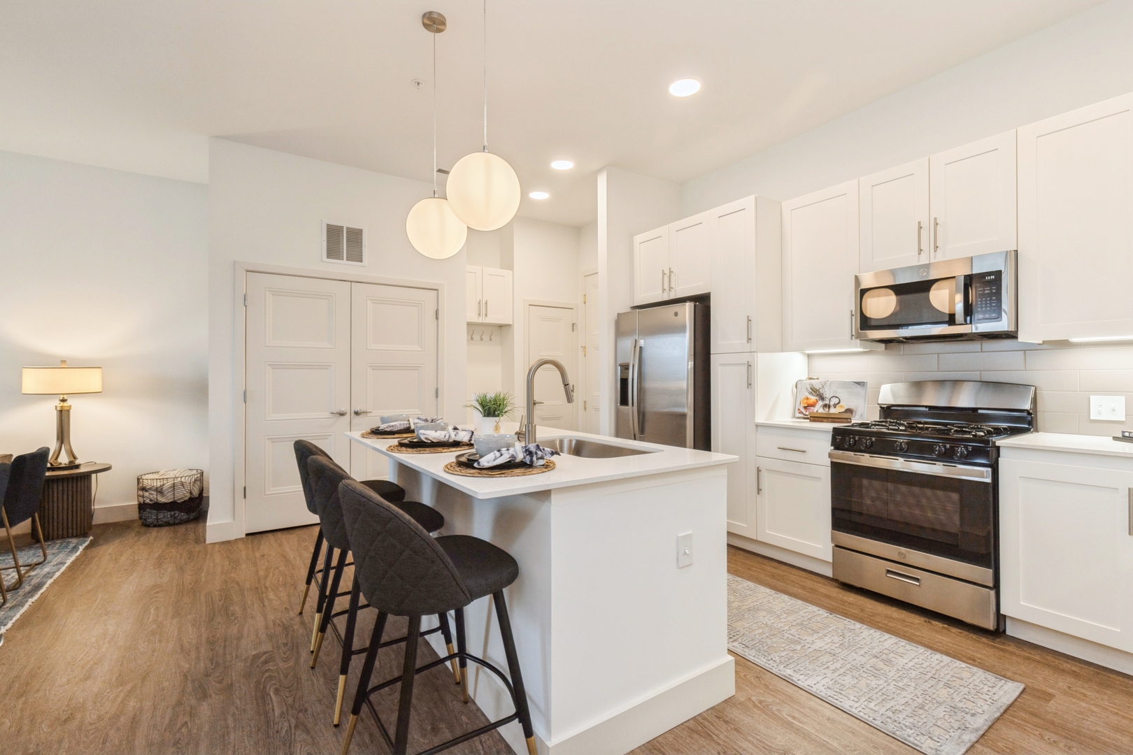 555 Lakeview Parkway #000, Vernon Hills, IL