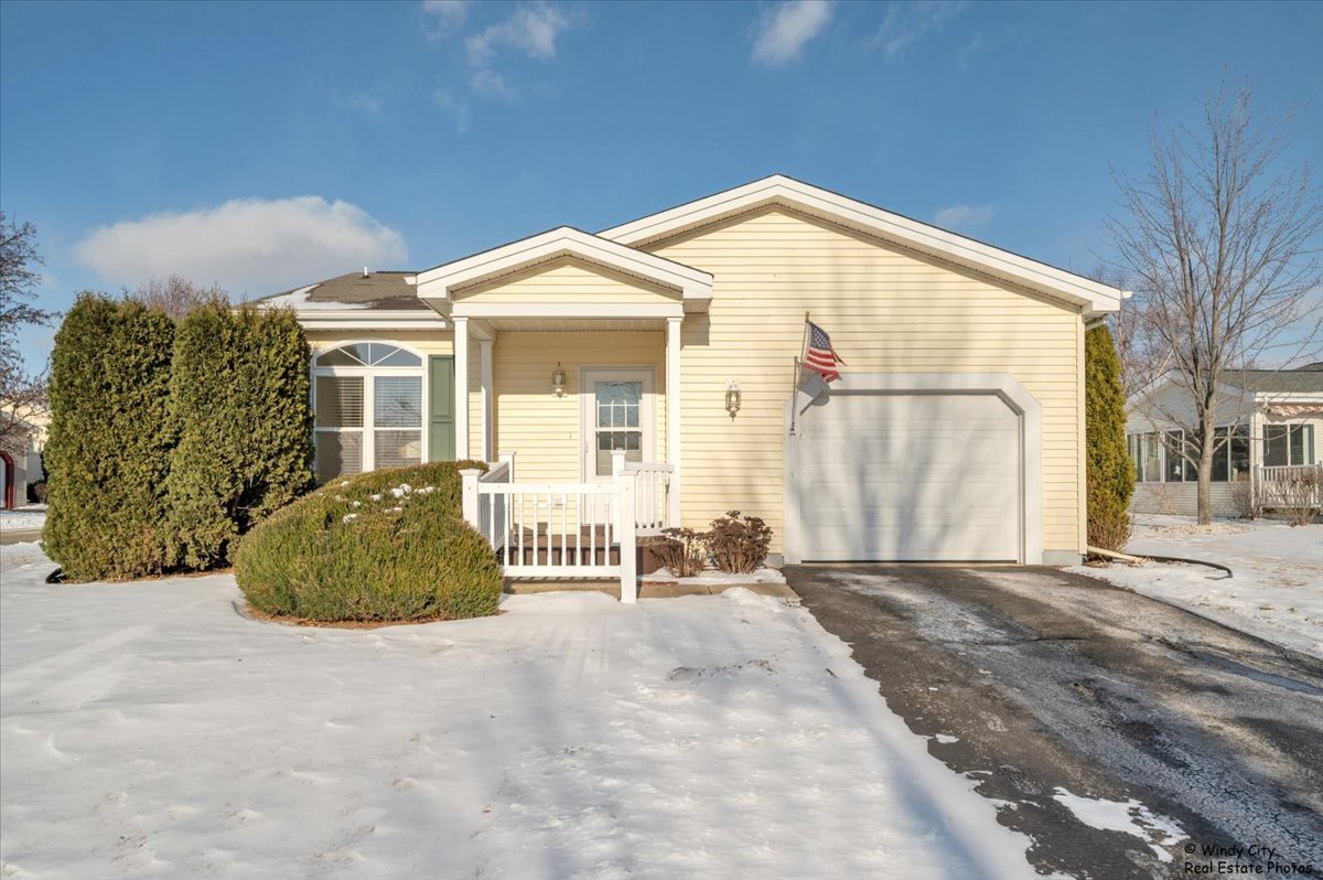 3214 Harness Lane, Grayslake, IL