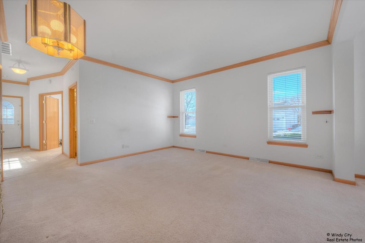 3214 Harness Lane, Grayslake, IL