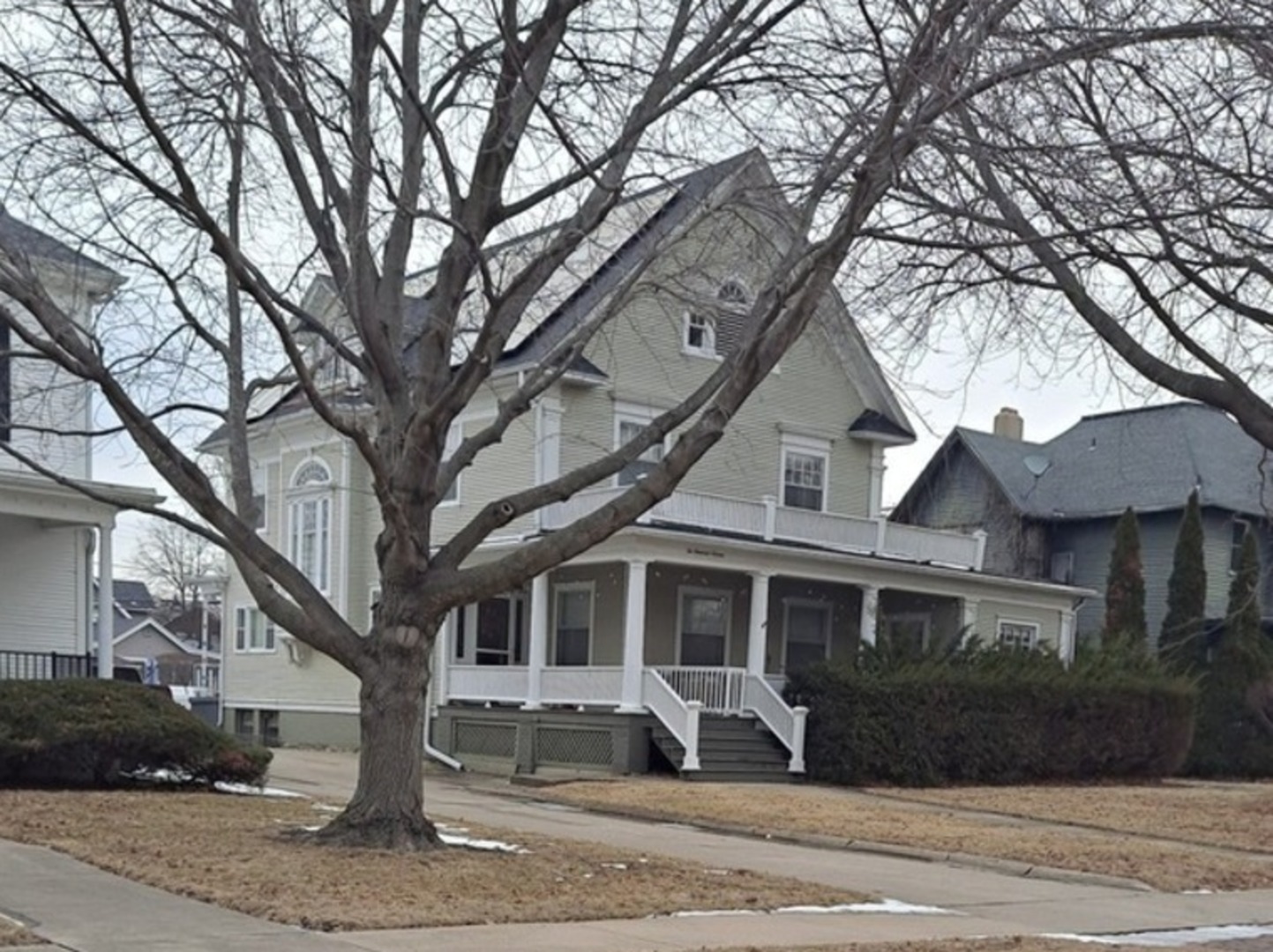 216 E Cleveland Street, Spring Valley, IL