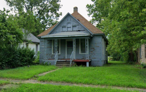 960 W Green Street, Decatur, IL