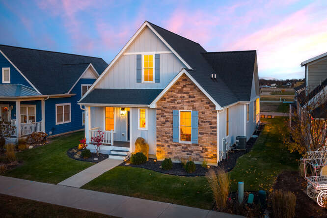 12 Cottage Green, Ottawa, IL
