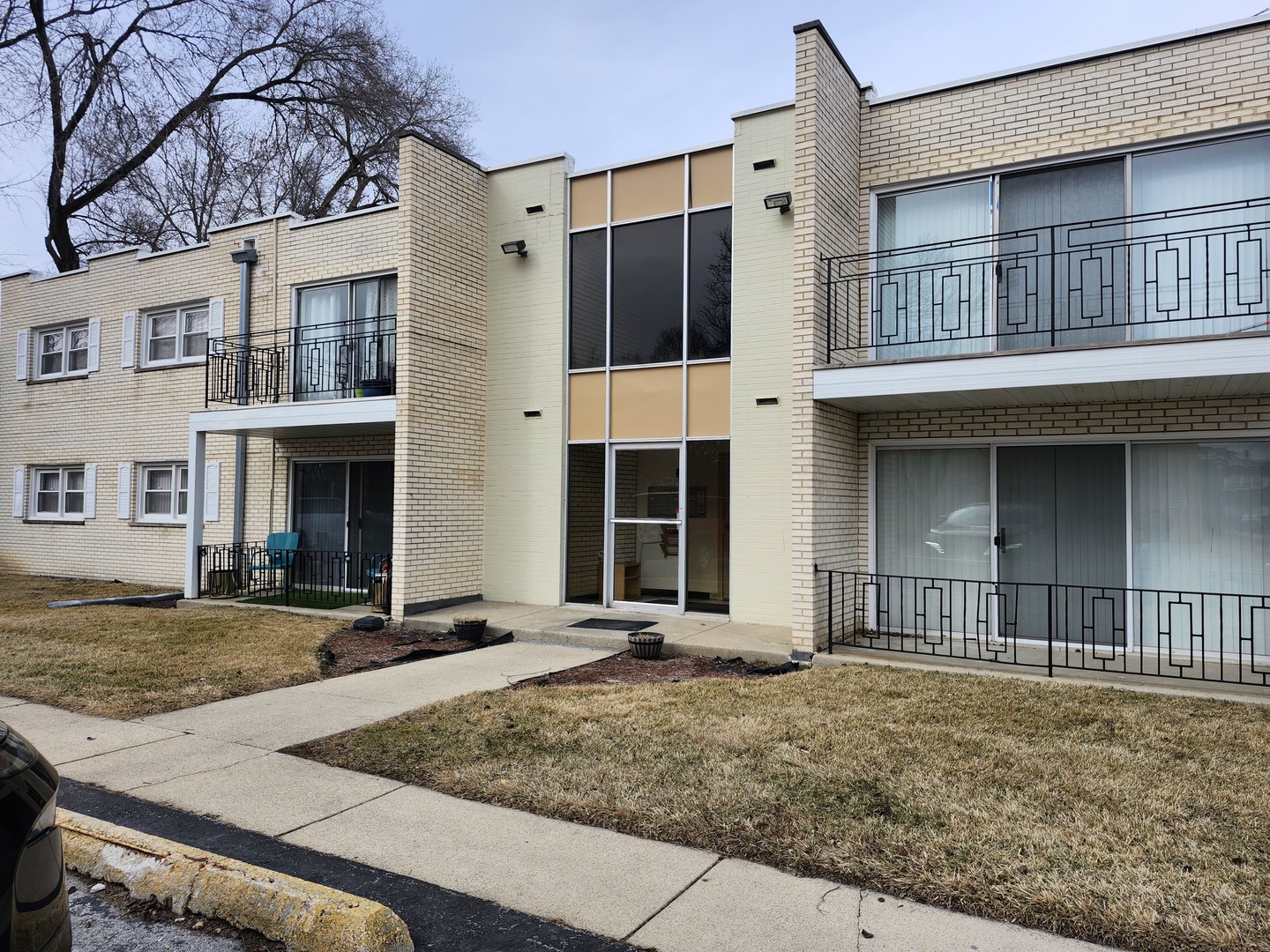 18310 Cherry Creek Drive #2, Homewood, IL