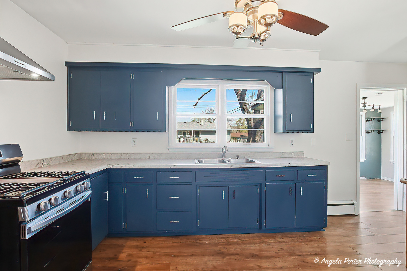 510 Sunrise Drive, McHenry, IL