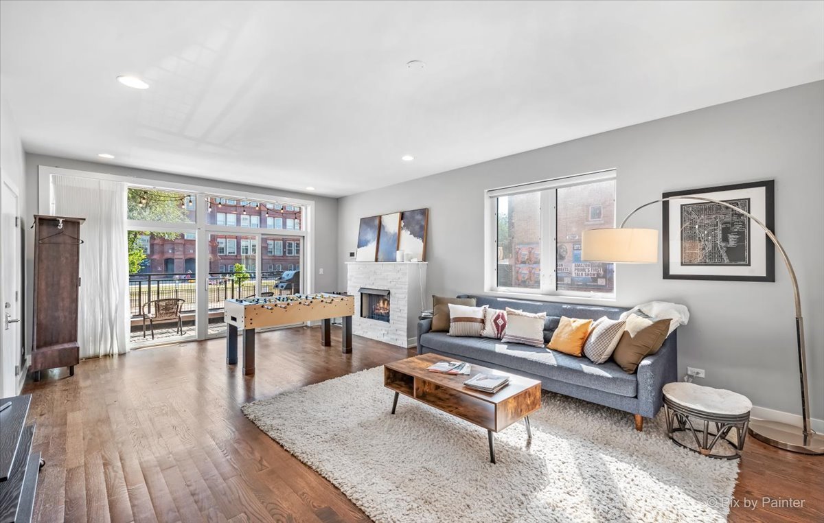 1732 N California Avenue #1, Chicago, IL