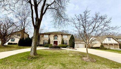 7624 Forest Hill Road, Burr Ridge, IL