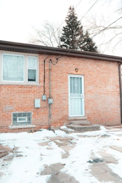 14008 S Saginaw Avenue, Burnham, IL