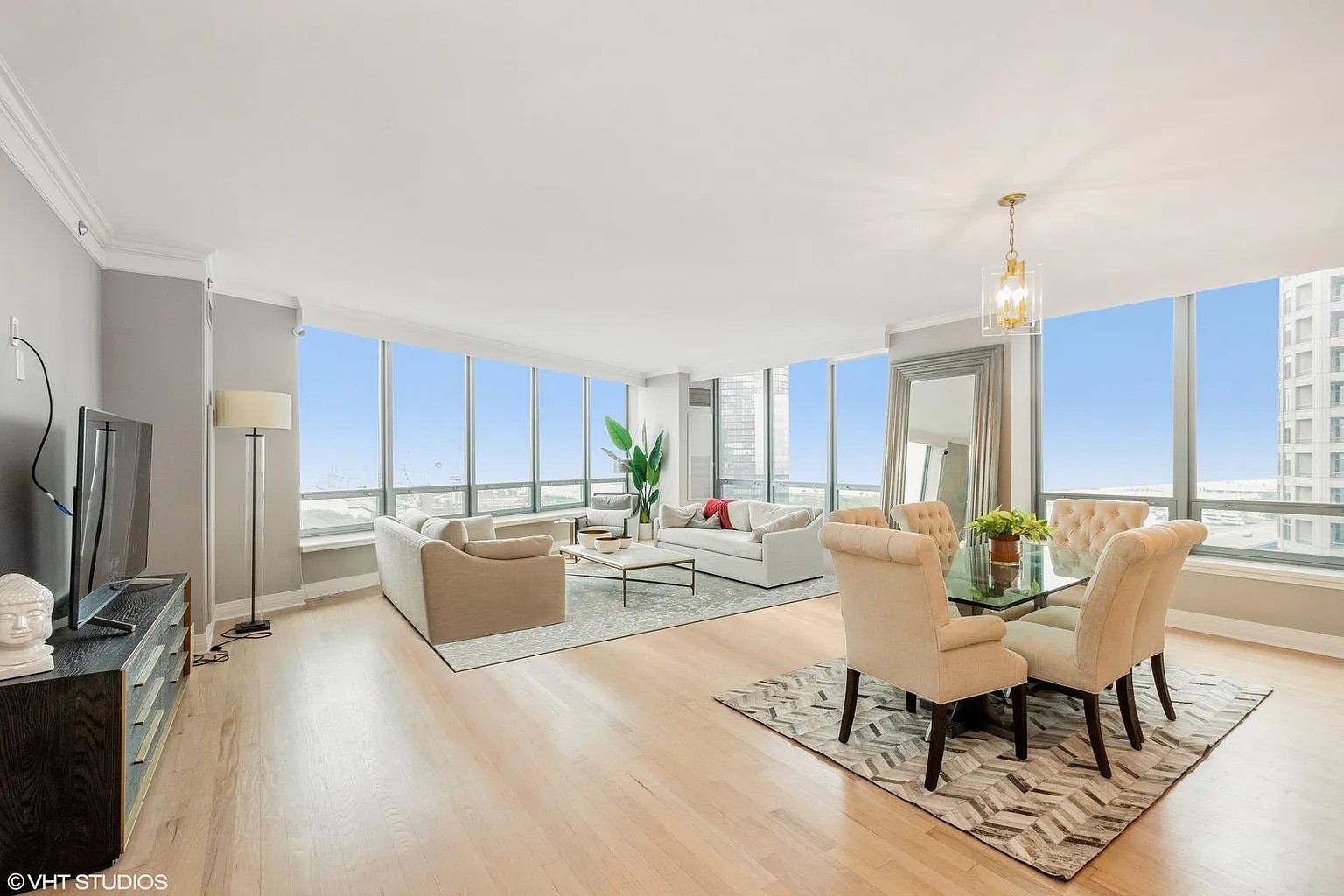 600 N Lake Shore Drive #1212, Chicago, IL