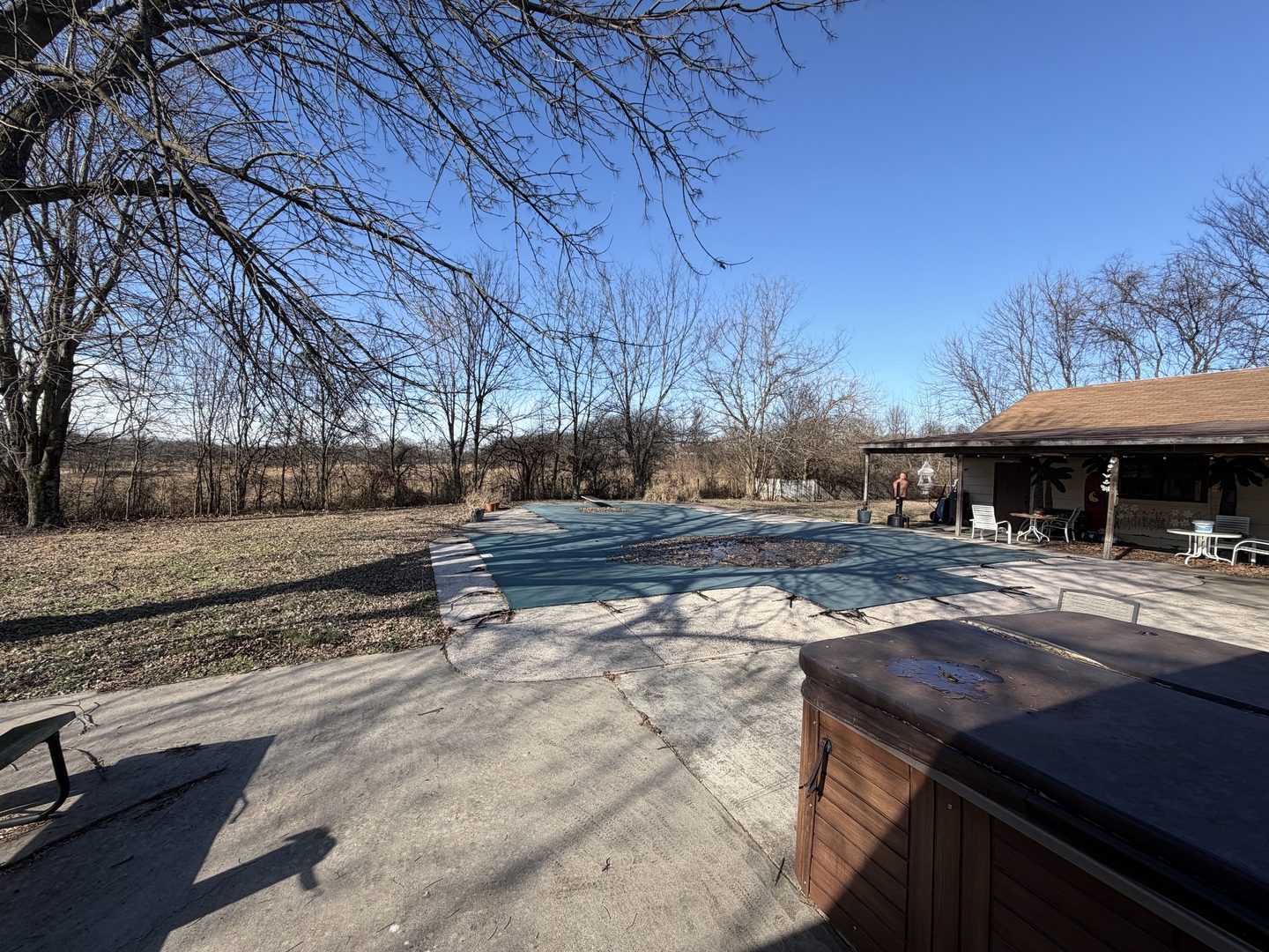2813 Strawberry Road, Brookport, IL