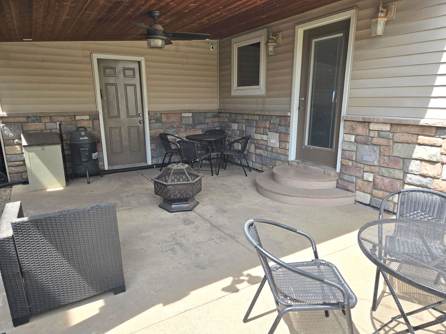 3617 Peoria Street, Steger, IL