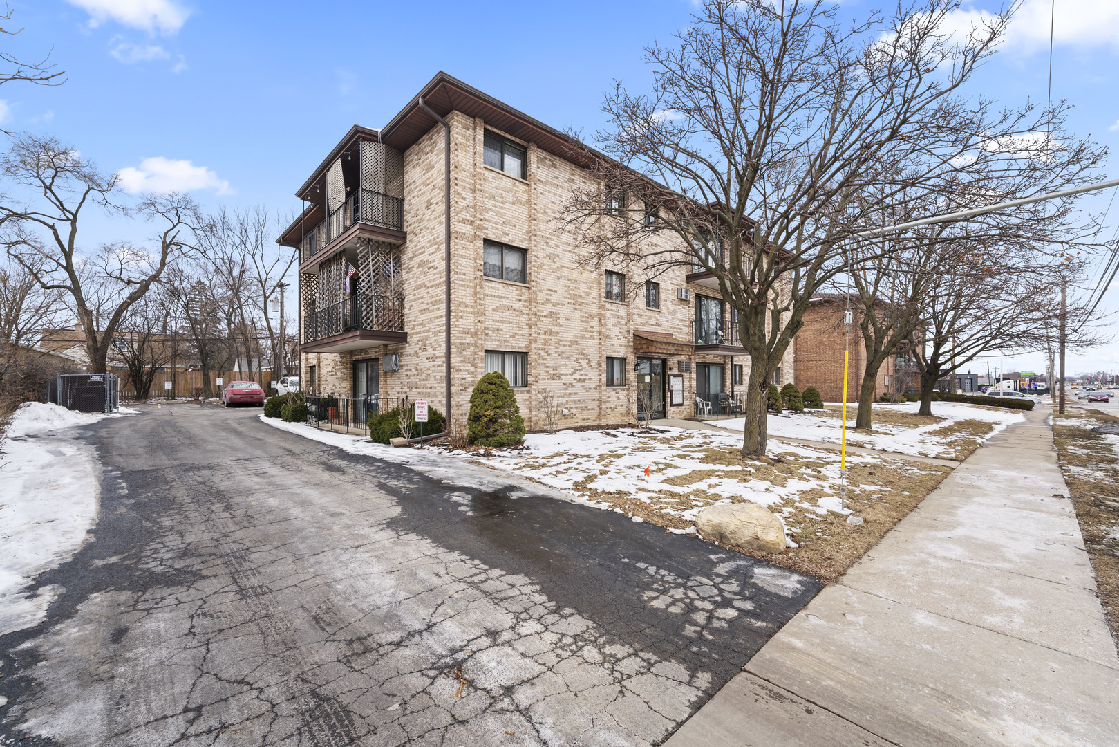 10912 Central Avenue #202, Chicago Ridge, IL