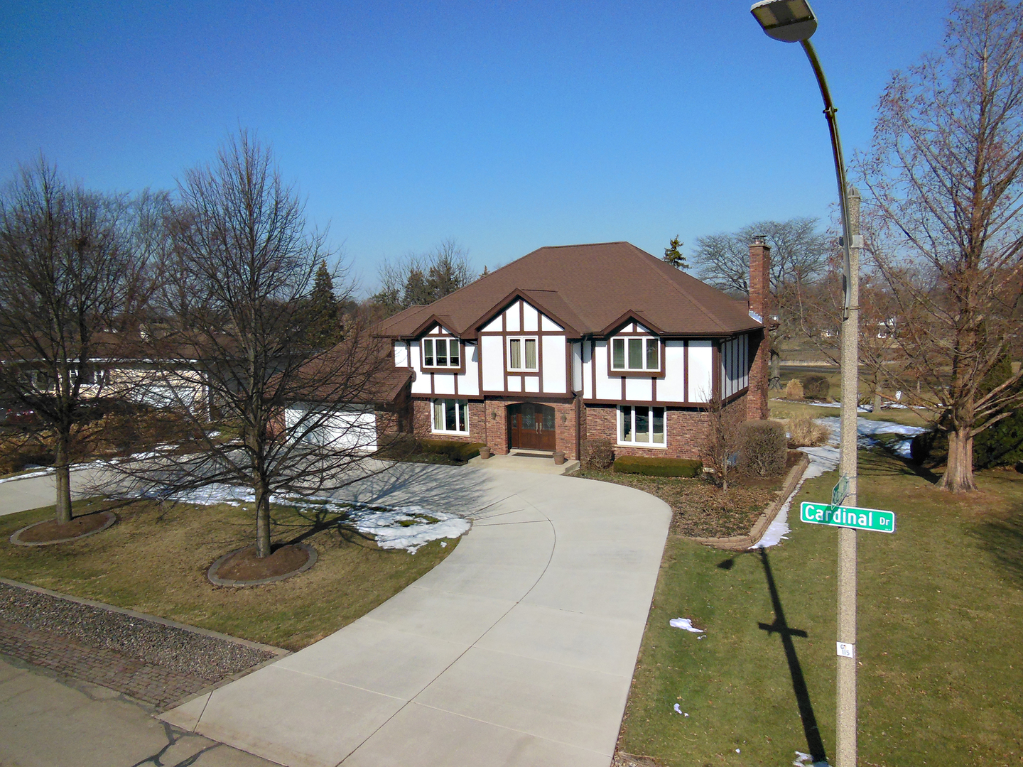 400 Cardinal Drive, Bloomingdale, IL