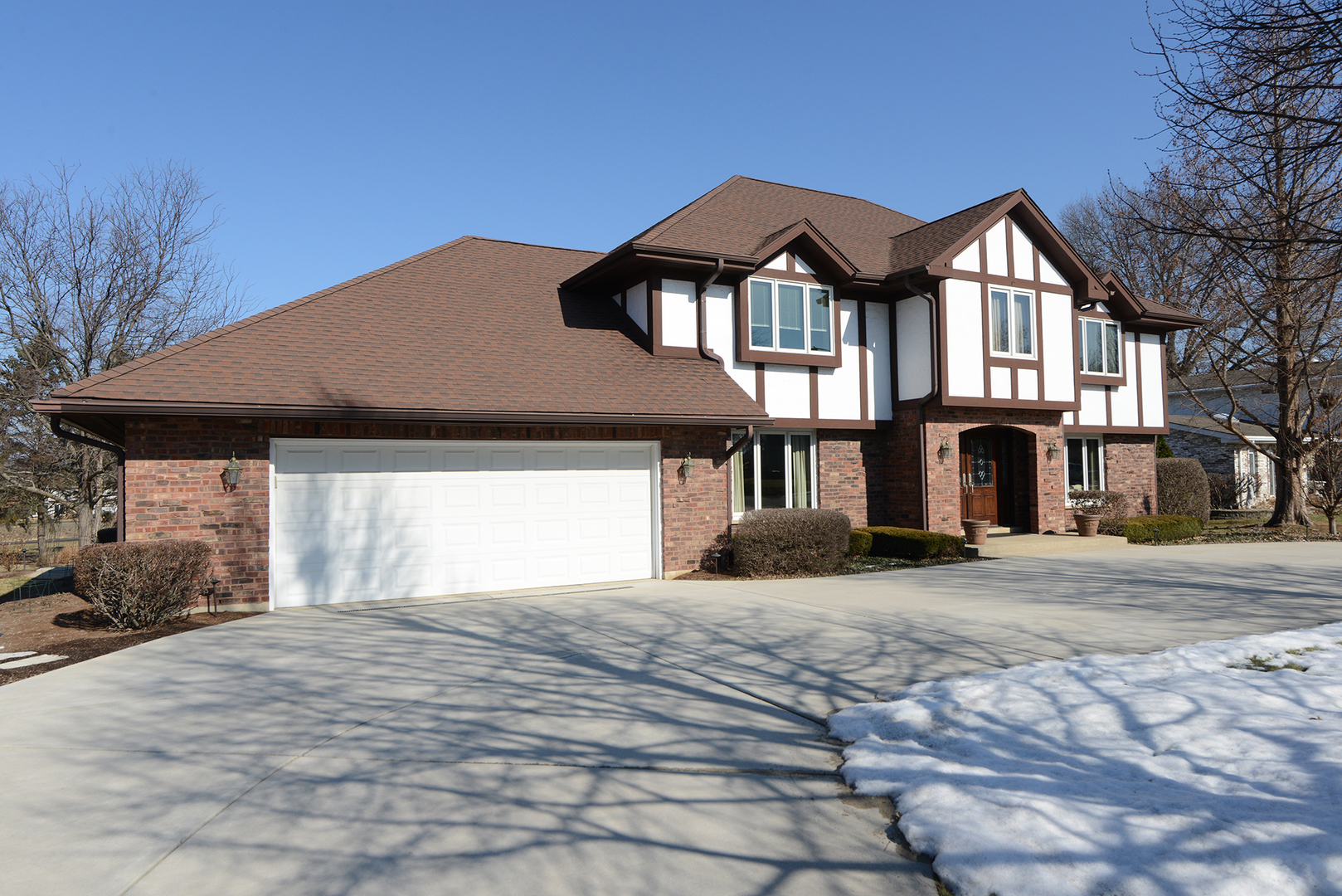 400 Cardinal Drive, Bloomingdale, IL