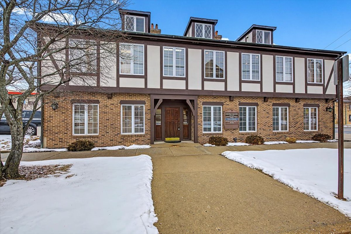 50 Ela Street, Barrington, IL