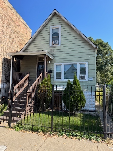 6037 S Racine Avenue, Chicago, IL
