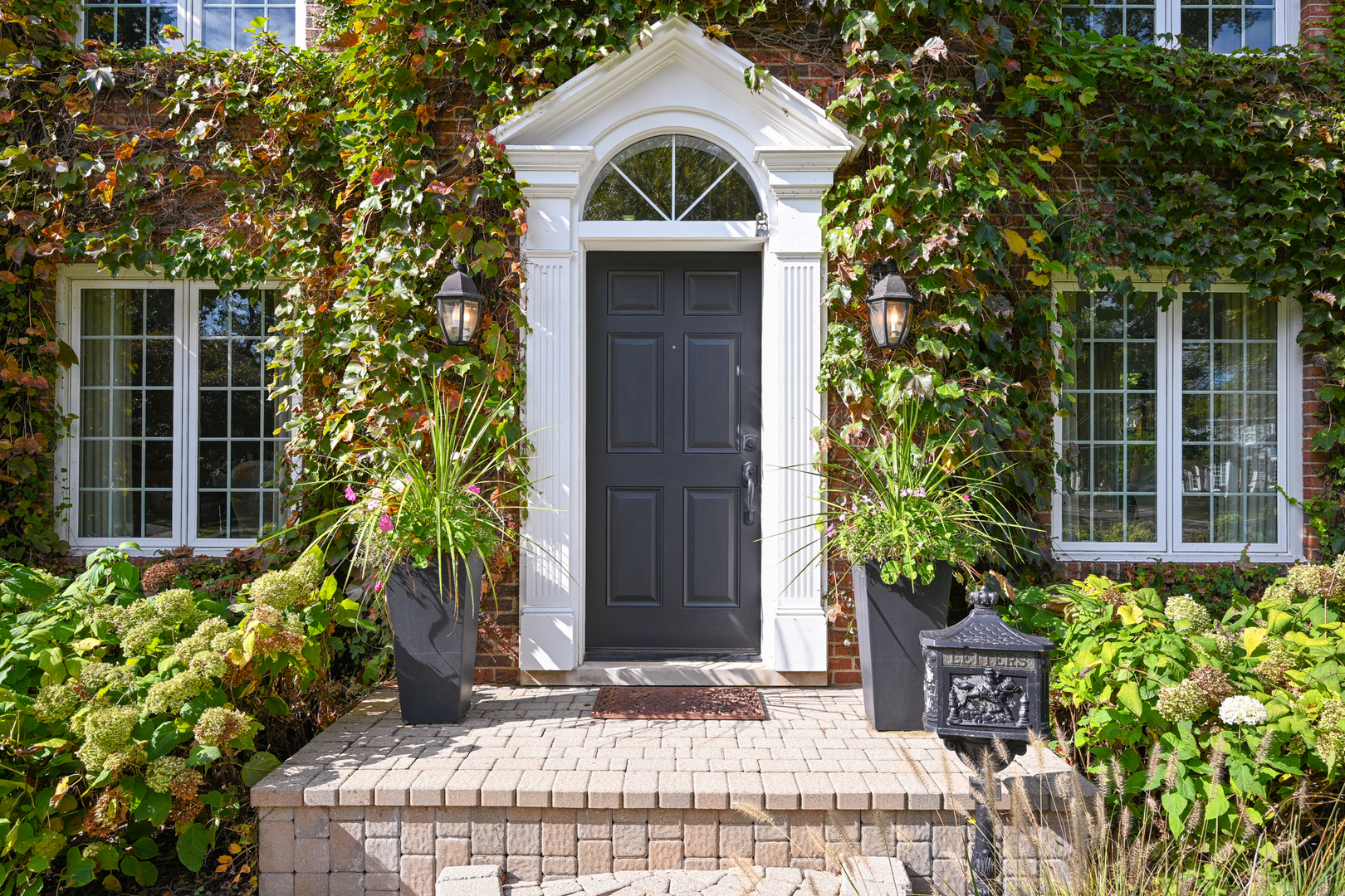 476 Longfellow Avenue, Glen Ellyn, IL