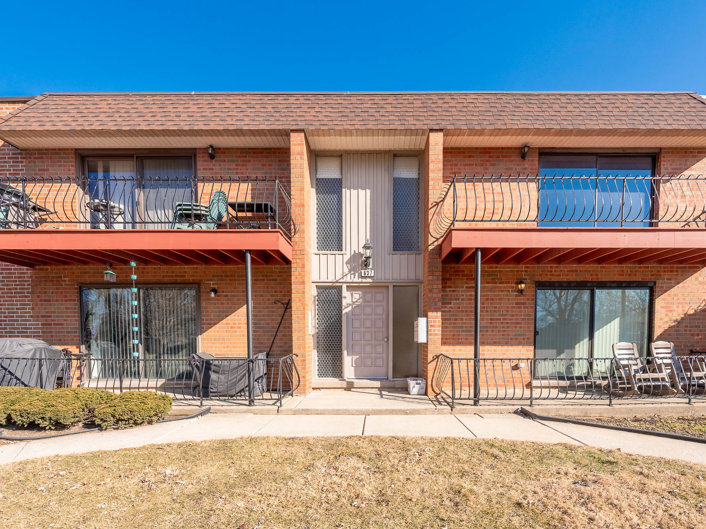 637 Carroll Parkway #203, Glenwood, IL