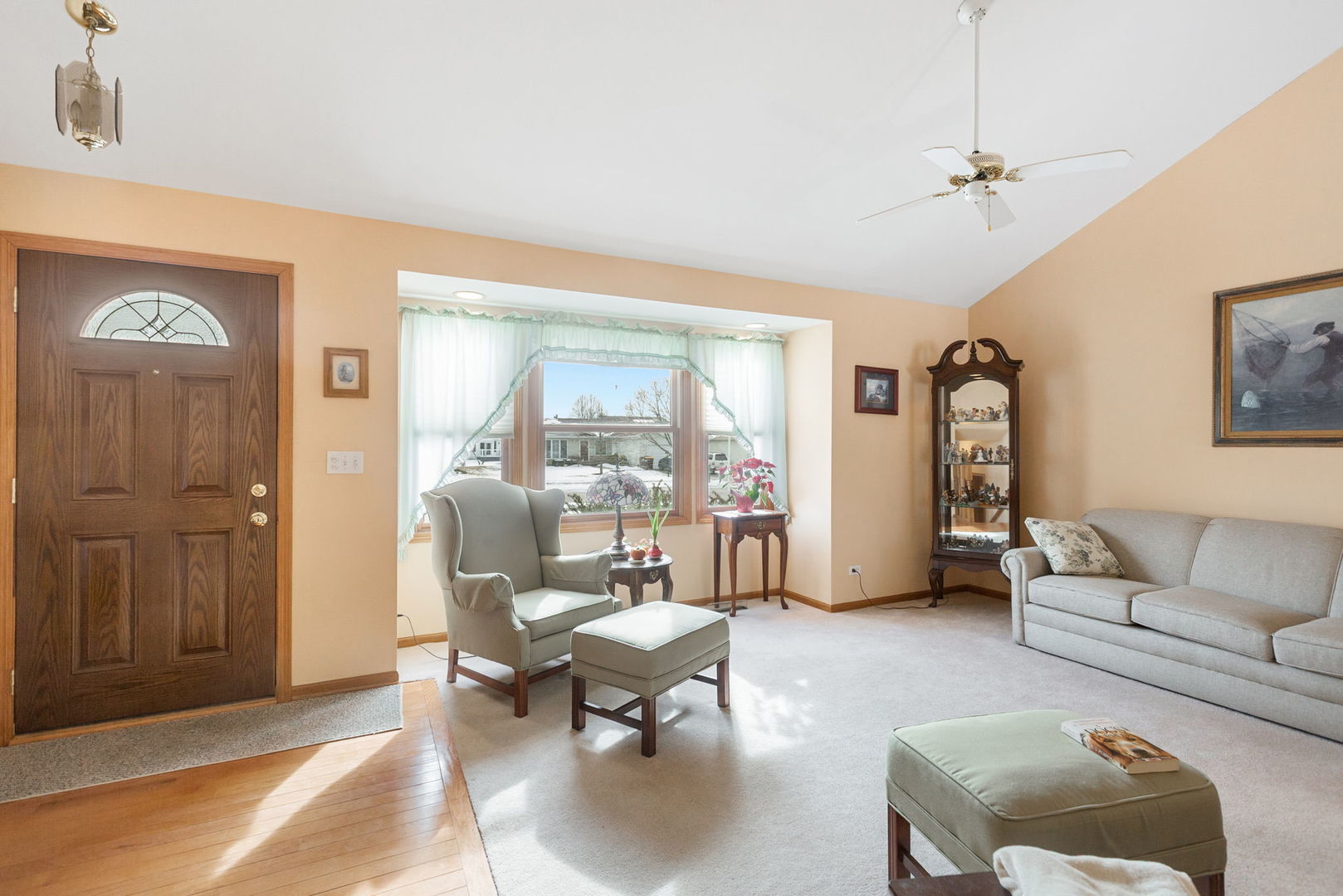 541 Blue Bonnet Lane, Woodstock, IL