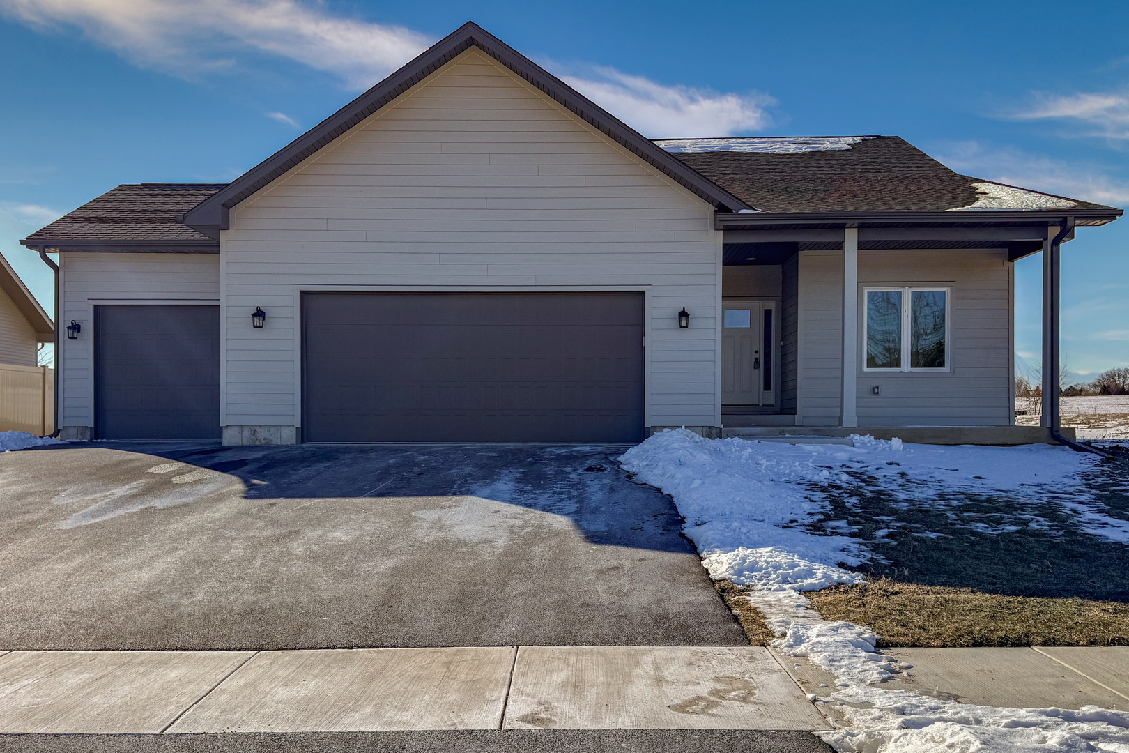 550 Cross Plains Road, Rockford, IL
