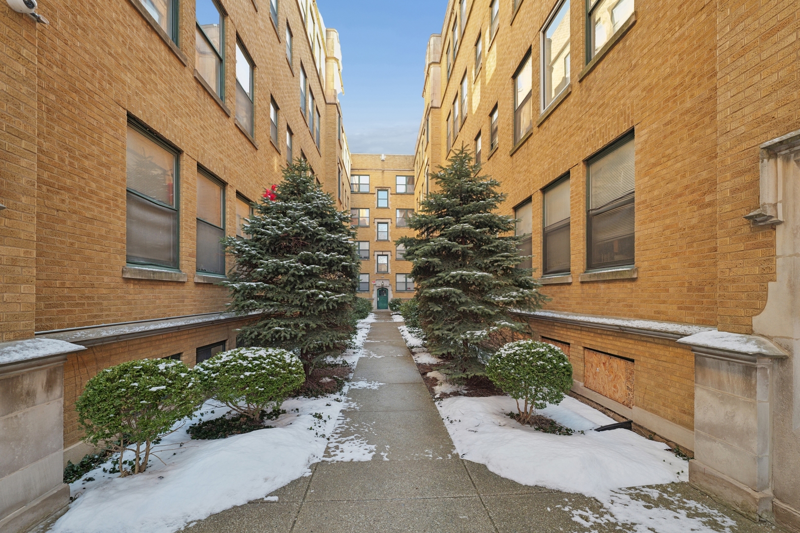 7219 S Yates Boulevard #3A, Chicago, IL