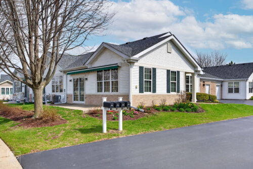 16501 Buckner Pond Way #16501, Crest Hill, IL